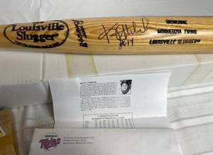 lot GB11 image: Signed Minnesota Twin Kent Hrbek Bat and Baseball