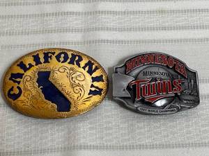 lot GB19 image: Belt Buckles - MN Twins 1987 World Champs, Statue of Liberty (100th Anniversary) and California