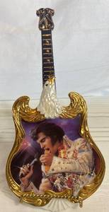 lot GB33 image: Elvis Collectibles