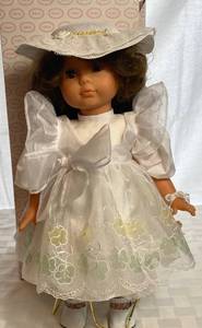 lot GB58 image: Gotz Florence Doll - 40th Anniversary 5th Limited Edition