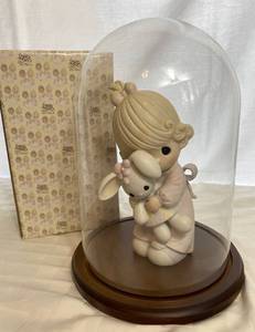 lot GB64 image: 9 Precious Moments Jesus Loves Me Figurine