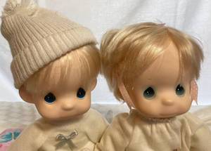 lot GB66 image: Precious Moments- Jesus Loves Me- Boy & Girl  (Set of 2)