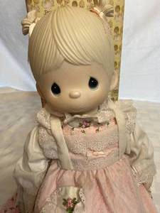 lot GB68 image: Precious Moments - Debbie - Porcelain Doll - 1981 - in box