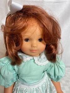 lot GB82 image: Vintage 19 Summer Gotz Doll