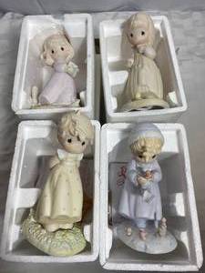 lot GB102 image: Precious Moments Four Seasons Series