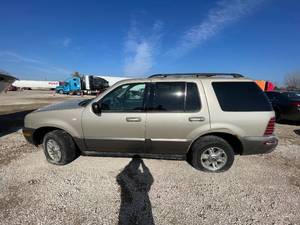 2004 Mercury Mountaineer - AWD
