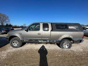 2001 Ford F150 XLT - 4X4