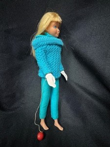 lot 52 image: Vintage Skipper Wearing Outdoor Casuals