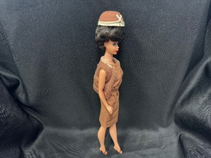 lot 71 image: Brunette Barbie Bubblecut Sorority Meeting