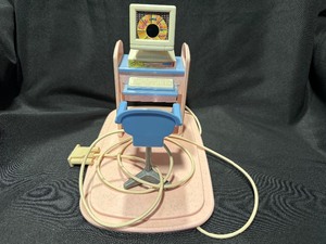 lot 103 image: 1996 Talk with Me Barbie