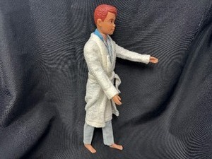 lot 154 image: Vintage Allan Barbie Wearing Pajamas and Robe
