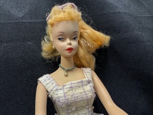 lot 183 image: Vintage Barbie Blonde Ponytail