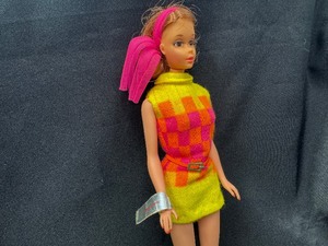 lot 223 image: Walk Lively Jamie Walking Barbies with Original Tag