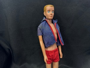 lot 235 image: Vintage Bendable Allan Doll