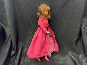 lot 252 image: Vintage Barbie Wearing Dancing Lights Outfit
