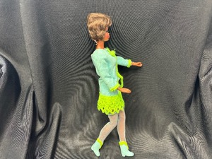 lot 255 image: Vintage Black Talking Barbie Non Working Bendable Legs