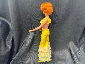 lot 260 image: Vintage Barbie Wearing Caribbean Cruise Yellow Outfit