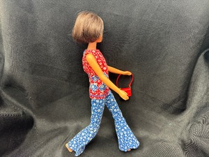 lot 339 image: Vintage Francie Wearing Bells Outfit Bendable Legs