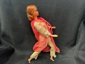 lot 348 image: Vintage Talking Barbie Non Working with Bendable Legs