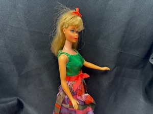 lot 366 image: Vintage Barbie Wearing Rainbow Wrap Outfit with Bendable Legs