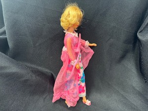 lot 370 image: Vintage Barbie Wearing Sexy Pink Nightgown with Bendable Legs
