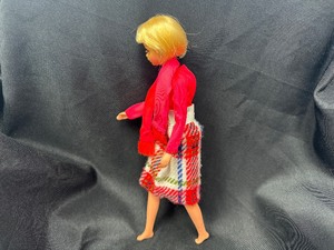 lot 373 image: Vintage Francie Wearing Midi Plaid