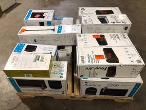 Pallet of Mailboxes Various Models and Conditions   Customer Returns See Pictures