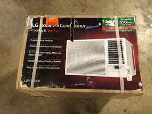 LG 12,000 BTU 230-Volt Window Air Conditioner LW1216HR with Cool, Heat and Remote in White Customer Returns See Pictures