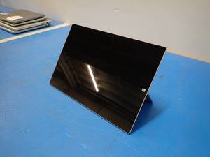 lot 54 image: Microsoft&nbspSurface Pro 3 1631 Tablet &nbspIntel(R) Core(TM) i5-4300U CPU  1.90GHz  4GB RAM  128GB SSD  NO OS  No Charger