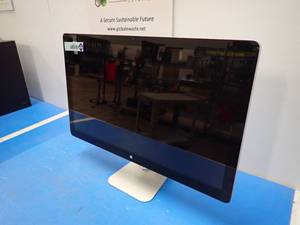 lot 76 image: Apple&nbspThunderbolt Display A1407 LCD Display  27 screen with 2560 x 1440 Resolution  Includes CAB-AC and display cables