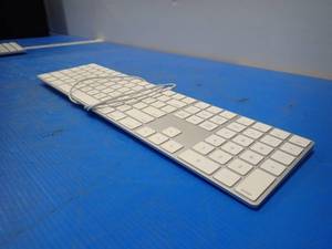 lot 77 image: Apple&nbspUSB Keyboard