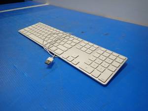 lot 78 image: Apple&nbspUSB Keyboard