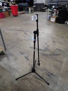 lot 86 image: Microphone Stand