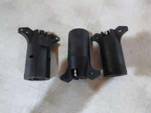 3 Adapters 7-Pin to 4-Pin