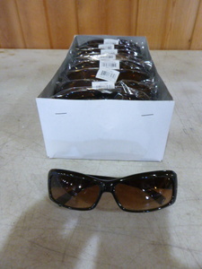 20 Pair of Sunglasses