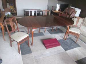 Multifunctional Vintage Drop Leaf Dining Room Furniture Set with Table Protector