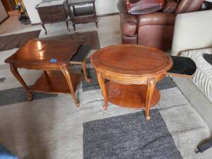 2 Vintage End Tables