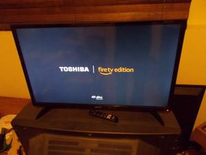 32 Toshiba TV