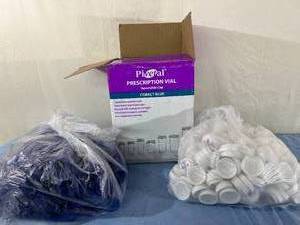 1 Case (270 each) NEW Pivetal Prescription Vials with Reversible Veterinary Cap Cobalt Blue 21295255 20 drab -&nbspFunctional cap allows you to change from Child-Resistant to Non-Locking cap -&nbspGreat For Other Projects