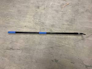 lot 155 image: 5-14 Adjustable Eversprout Pole