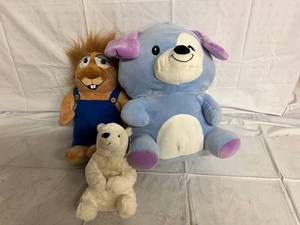 lot 194 image: Beaver, Teddy Bear, and Polar Bear Suffed Animals