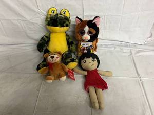lot 196 image: Frog, Car, Bear, and Girl Toys