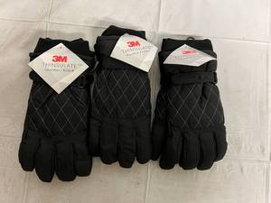 lot 256 image: 3 Pairs of 3M Thinsulate Gloves - Womens ML - Black