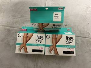 lot 327 image: 32 Packs of Plus, Jet Black, Knee High Leggs to Go Pantyhose