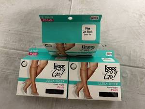 lot 330 image: 32 Packs of Plus, Jet Black, Knee High Leggs to Go Pantyhose