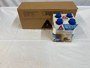 lot 370 image: 3x 4pack 11oz Atkins Protein Shake Milk Chocolate Delight