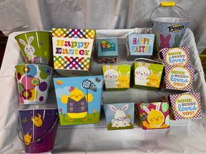 lot 8 image: Easter BucketsContainers