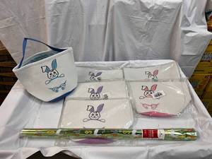 lot 12 image: 6 Canvas Easter Bags & Roll of Easter Wrapping paper