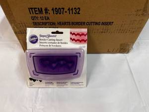 lot 30 image: Hearts Border CuttingInserts-Cake Decorating