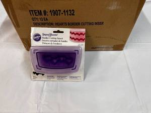 lot 32 image: Hearts Border CuttingInserts-Cake Decorating